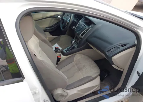 2014 Ford Focus Se z USA, uszkodzony, nr VIN 1FADP3F22EL139145